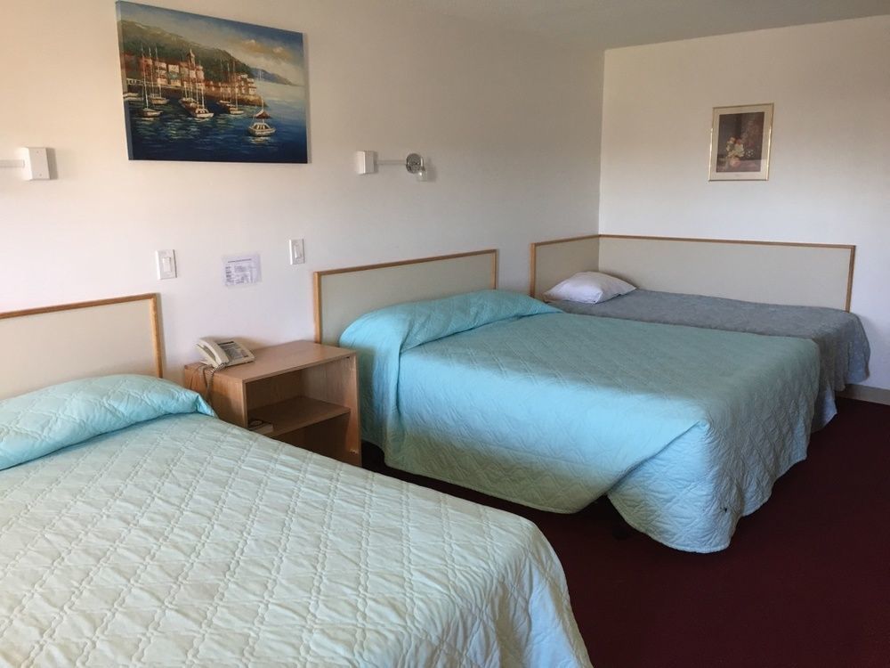 Voyageur Motel Thunder Bay Buitenkant foto