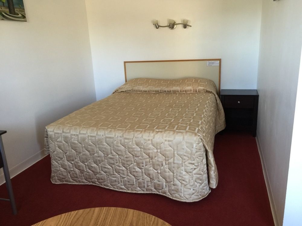 Voyageur Motel Thunder Bay Buitenkant foto