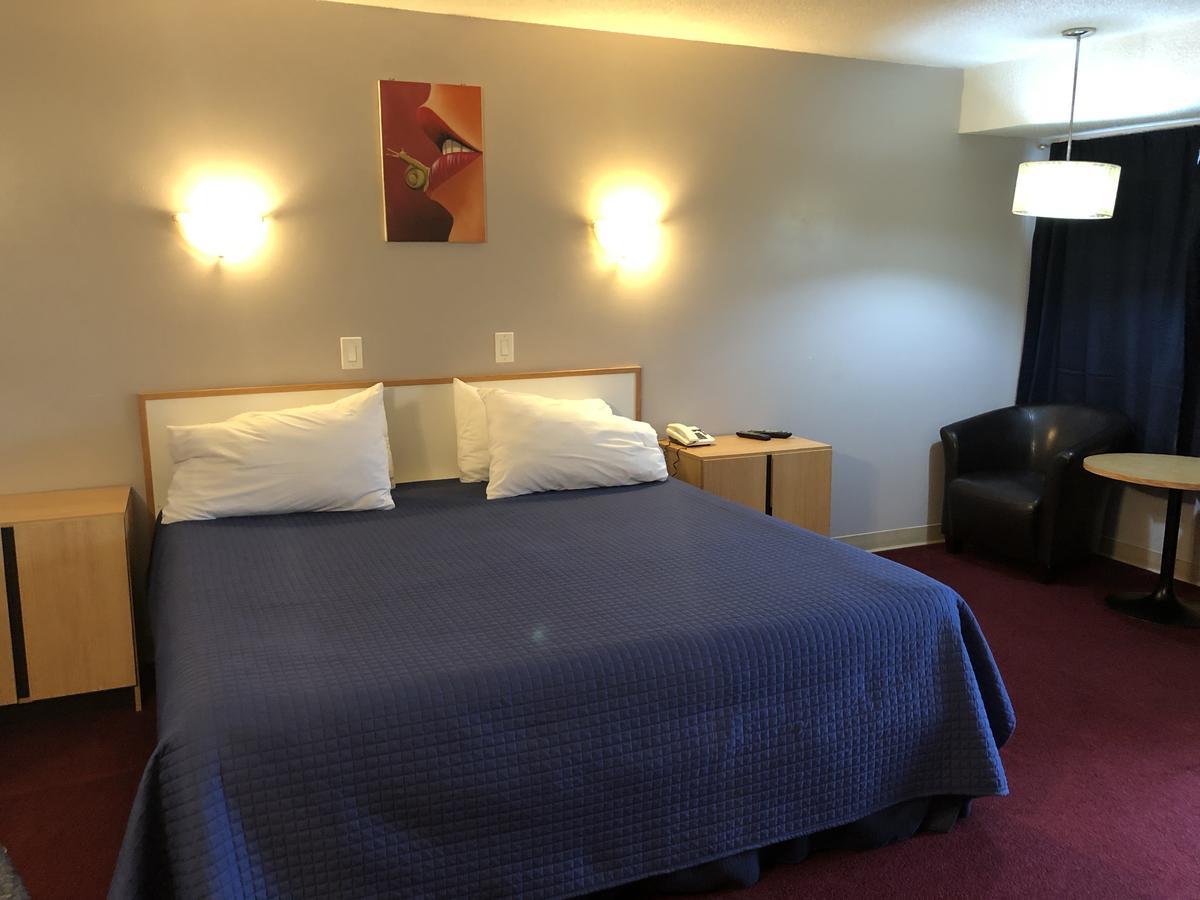 Voyageur Motel Thunder Bay Buitenkant foto