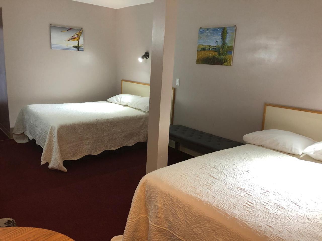 Voyageur Motel Thunder Bay Buitenkant foto